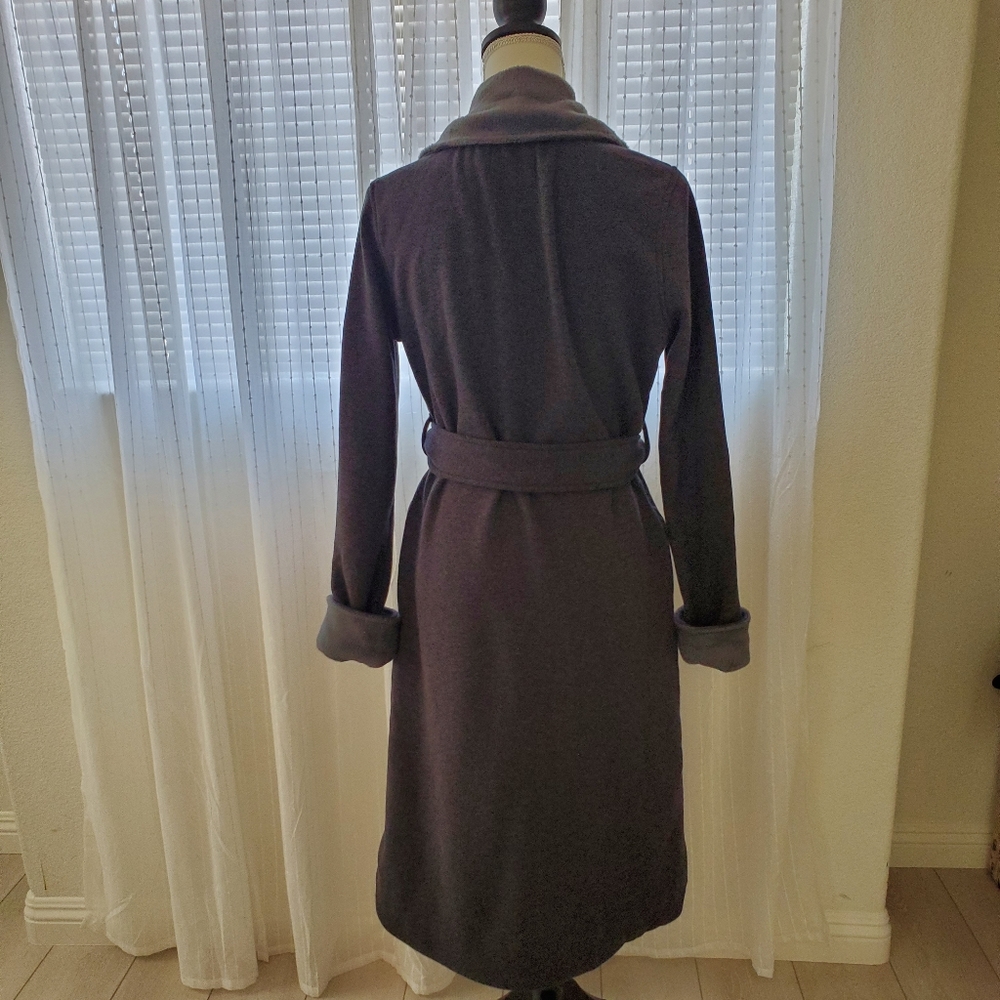 Very Soft Ugg Robe - Picture 2 of 6